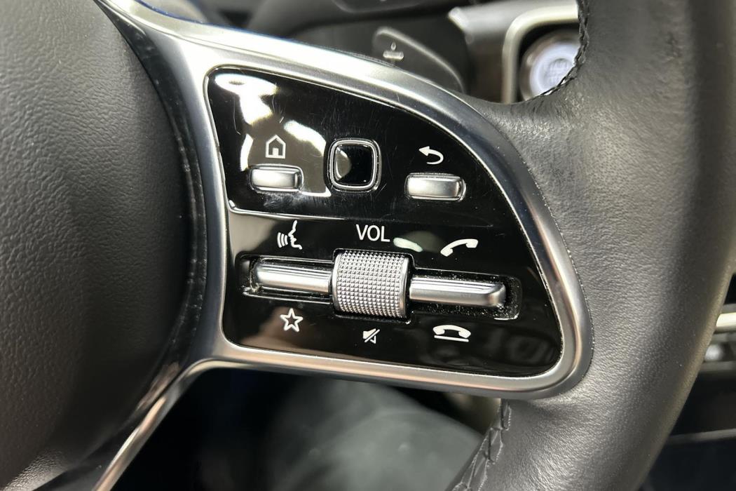 MERCEDES-BENZ EQC 2023