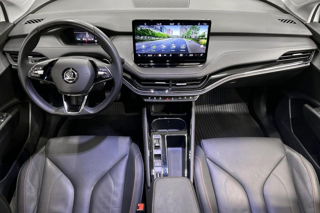 SKODA Enyaq 2023