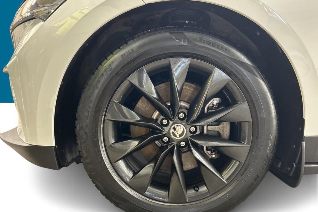 SKODA Enyaq 2023