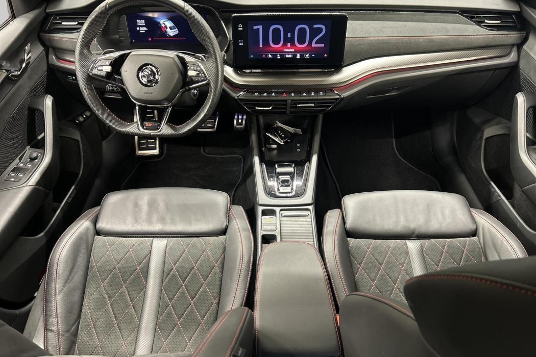 SKODA Octavia 2024
