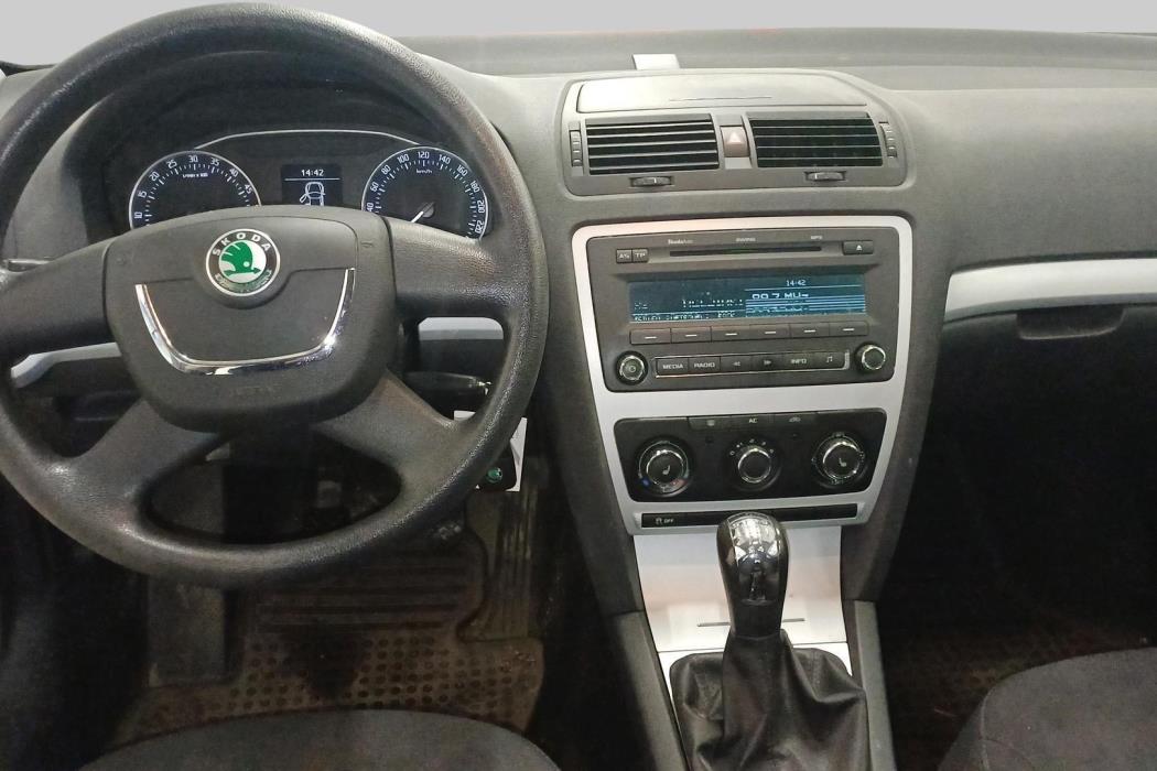 SKODA Octavia 2010