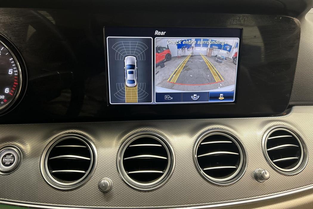 MERCEDES-BENZ E 2016