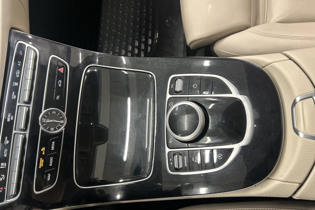 MERCEDES-BENZ E 2016