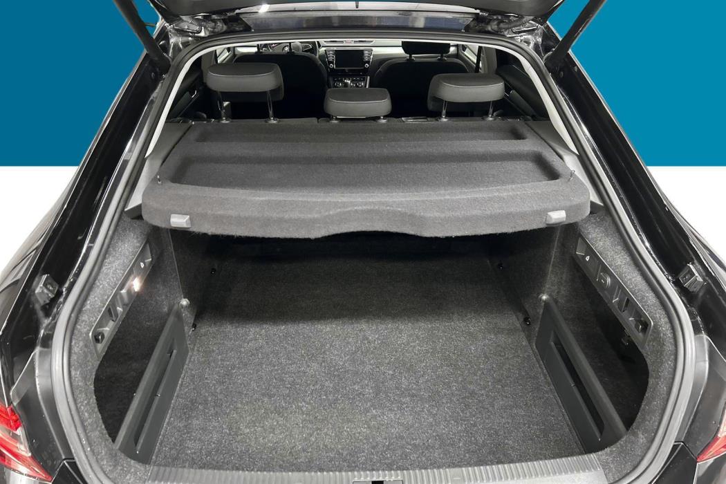 SKODA Superb 2016