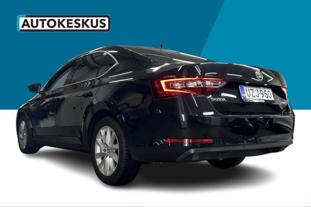 SKODA Superb 2016
