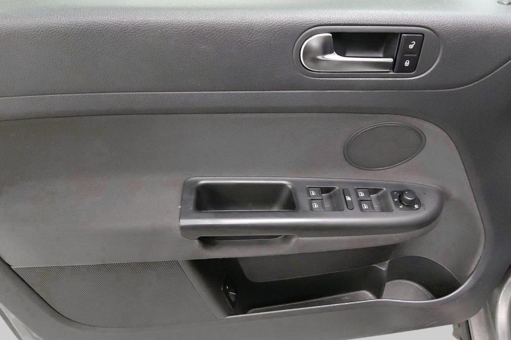VOLKSWAGEN Golf Plus 2013