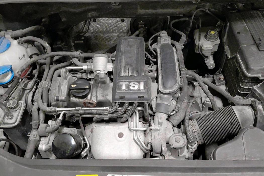 VOLKSWAGEN Golf Plus 2013