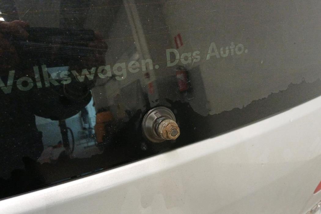 VOLKSWAGEN Touran 2013