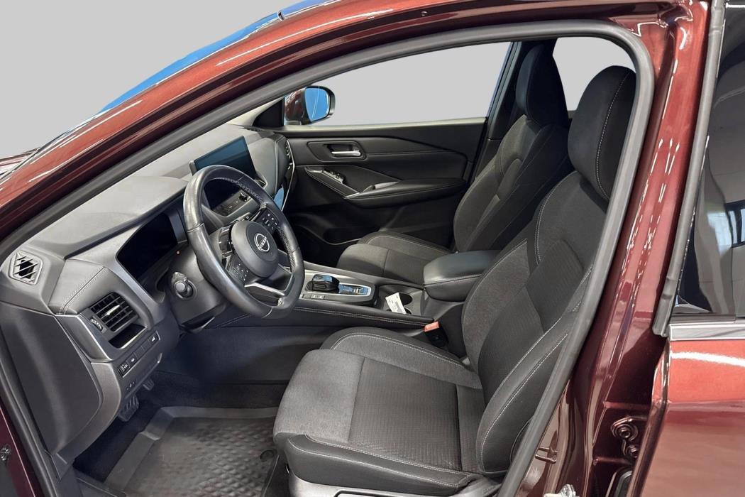NISSAN Qashqai 2023