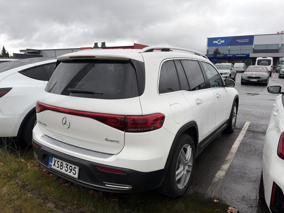 MERCEDES-BENZ EQB 2024