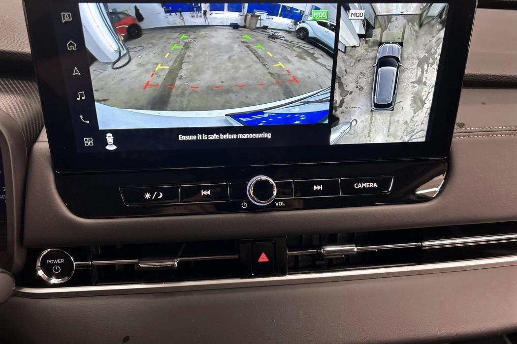 MITSUBISHI Outlander 2025