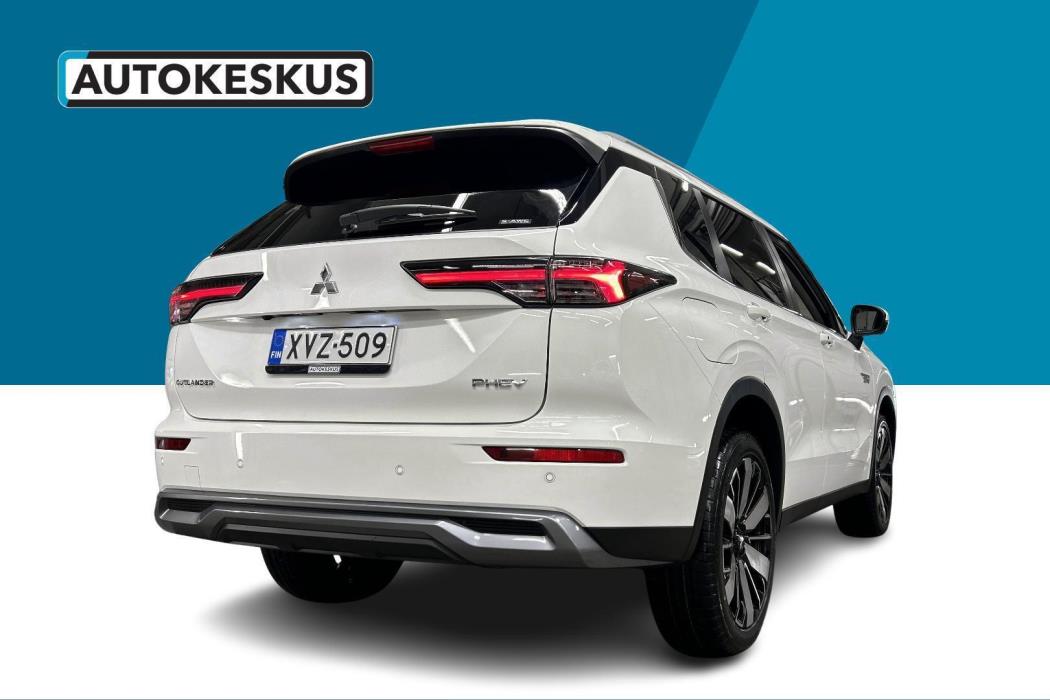 MITSUBISHI Outlander 2025