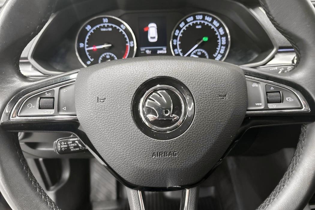 SKODA Superb 2019