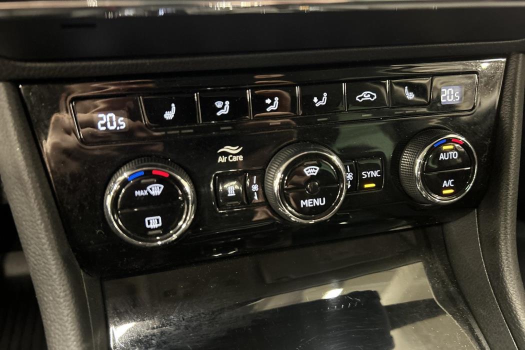 SKODA Superb 2019