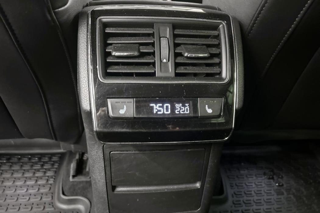 SKODA Superb 2019