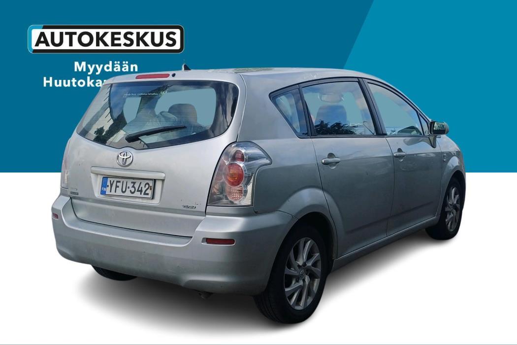 TOYOTA Corolla Verso 2005