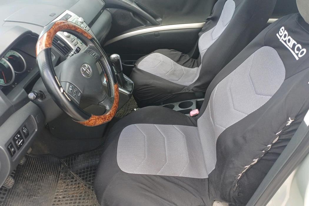 TOYOTA Corolla Verso 2005