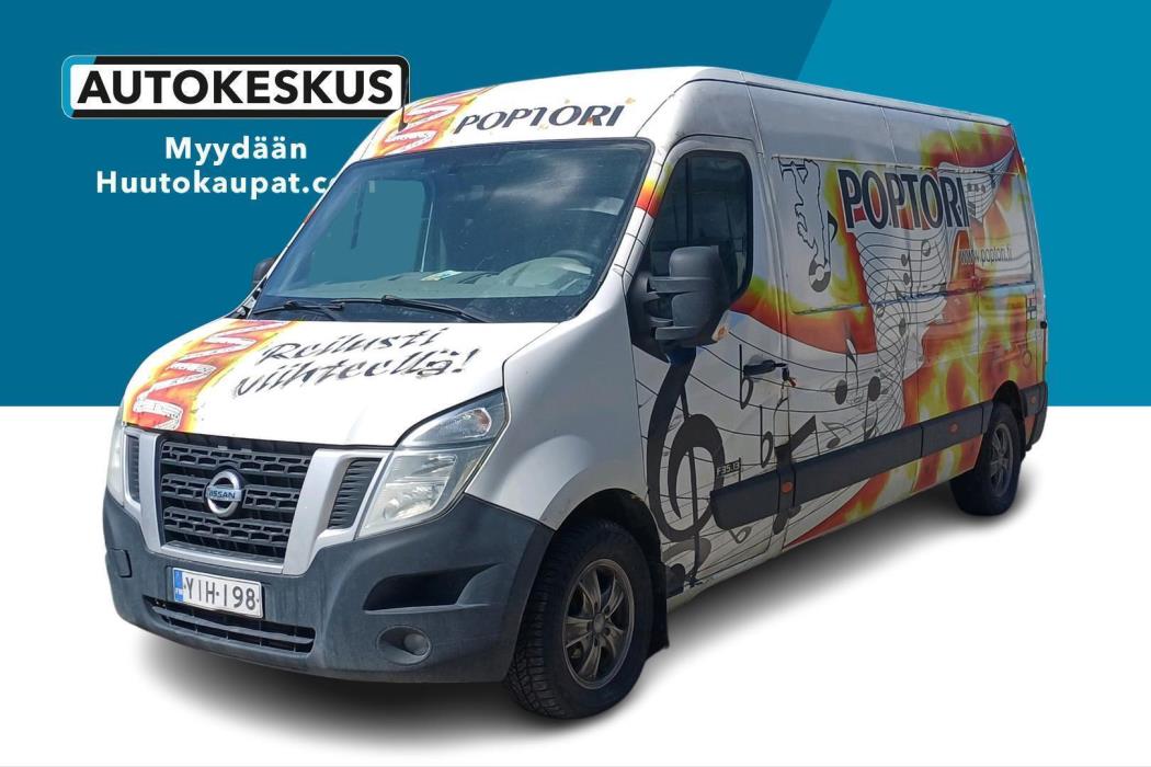 NISSAN NV400 2013