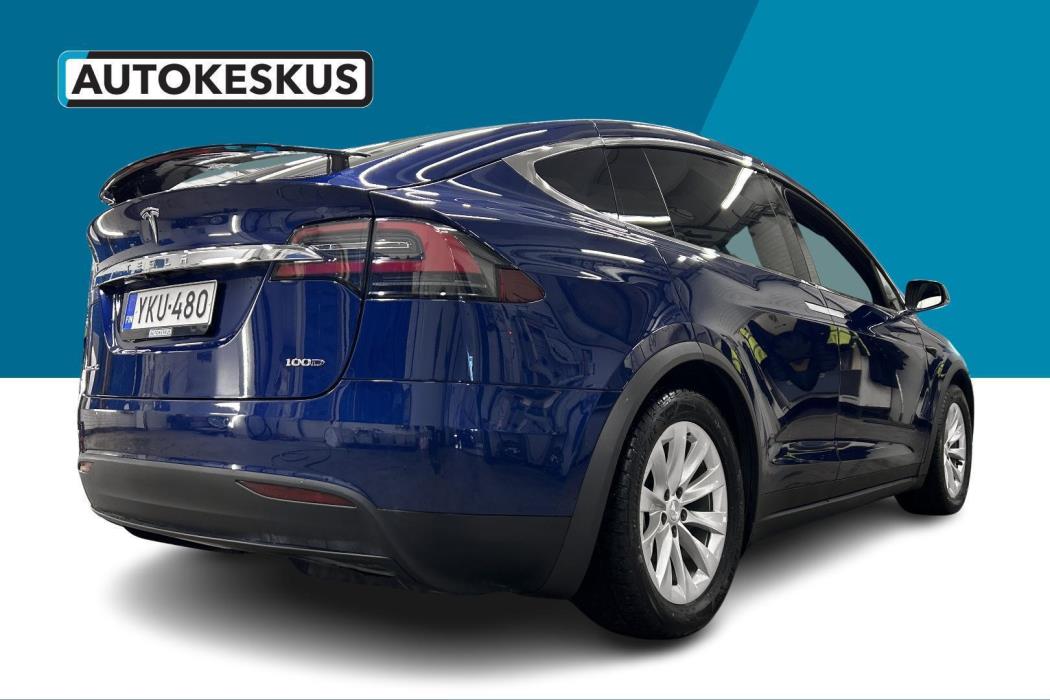 TESLA Model X 2017