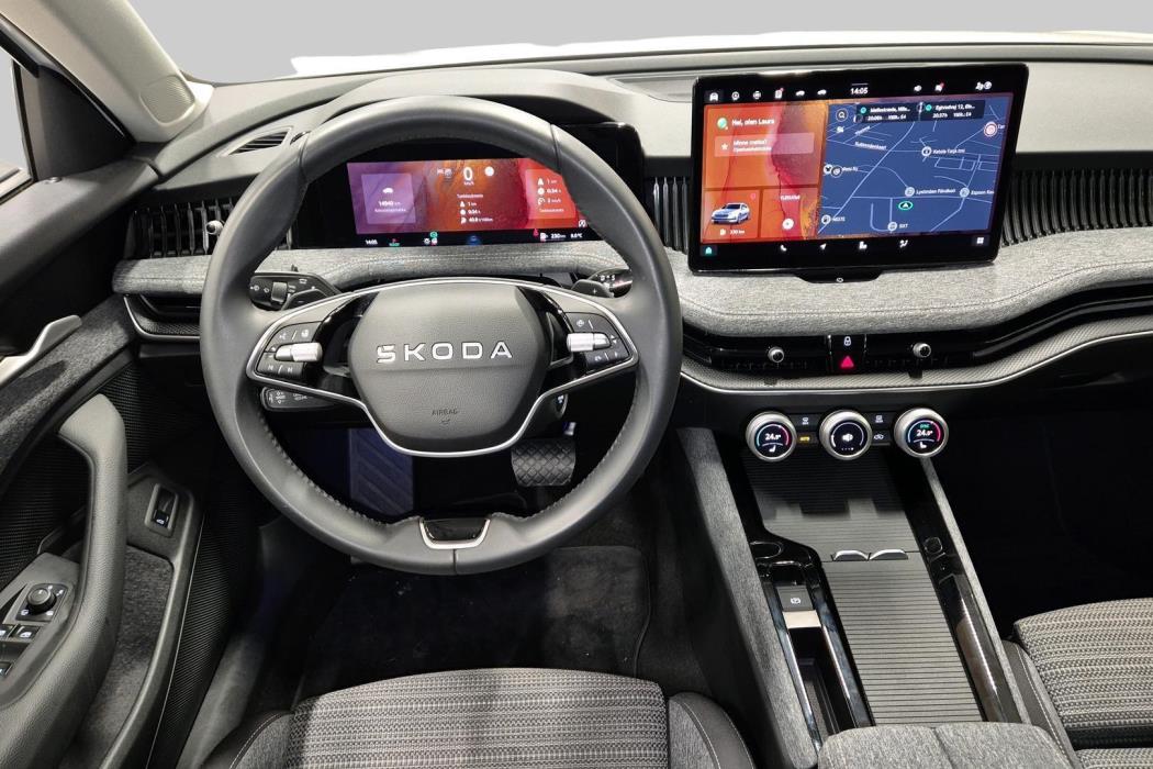 SKODA SUPERB 2025