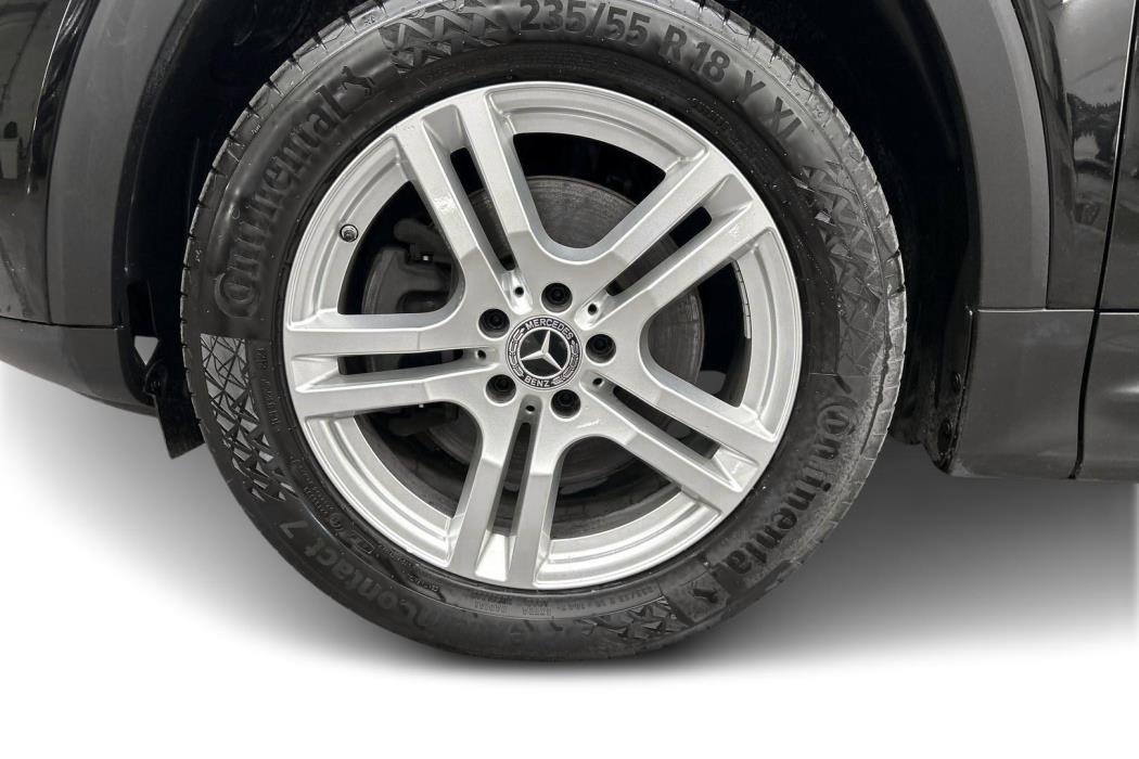 MERCEDES-BENZ GLB 2021