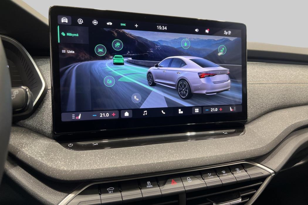 SKODA OCTAVIA 2025
