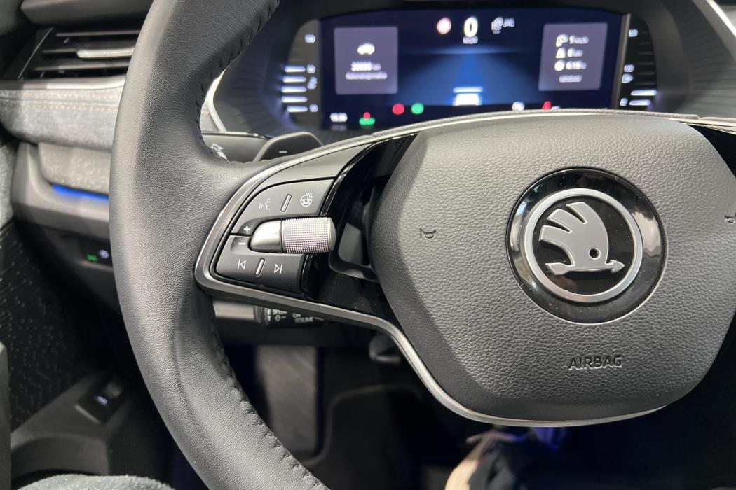 SKODA OCTAVIA 2025