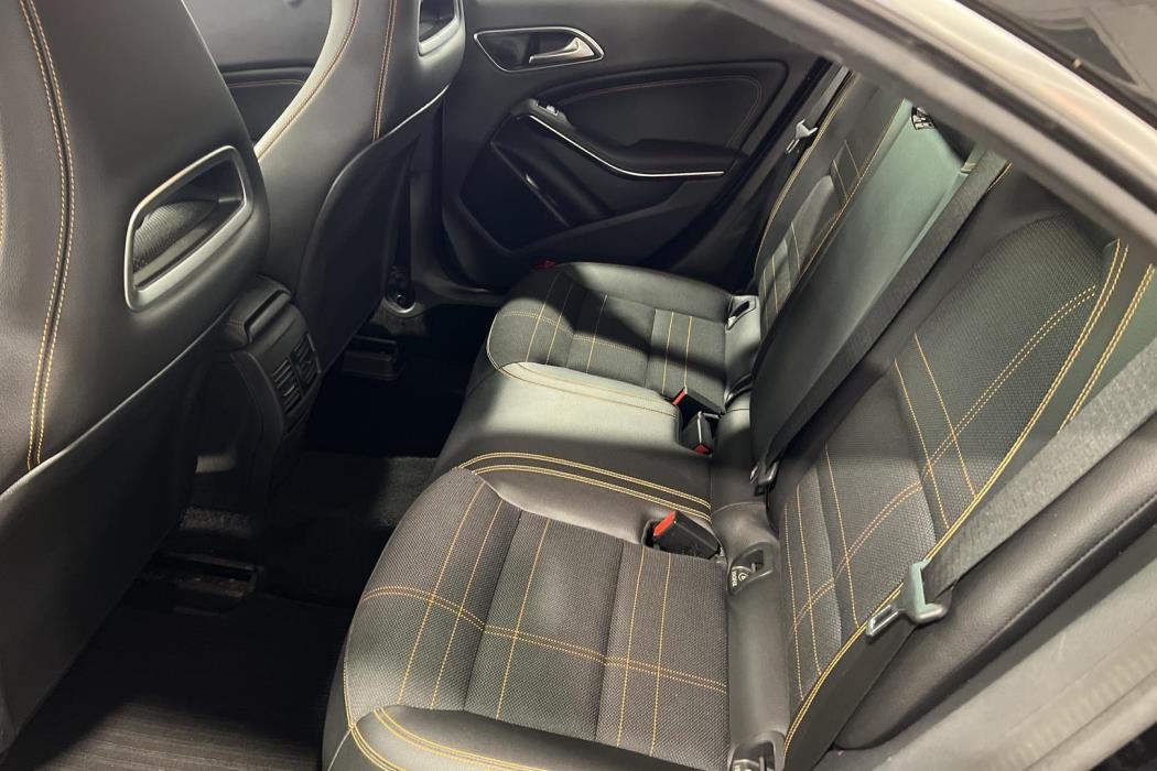 MERCEDES-BENZ CLA 2015