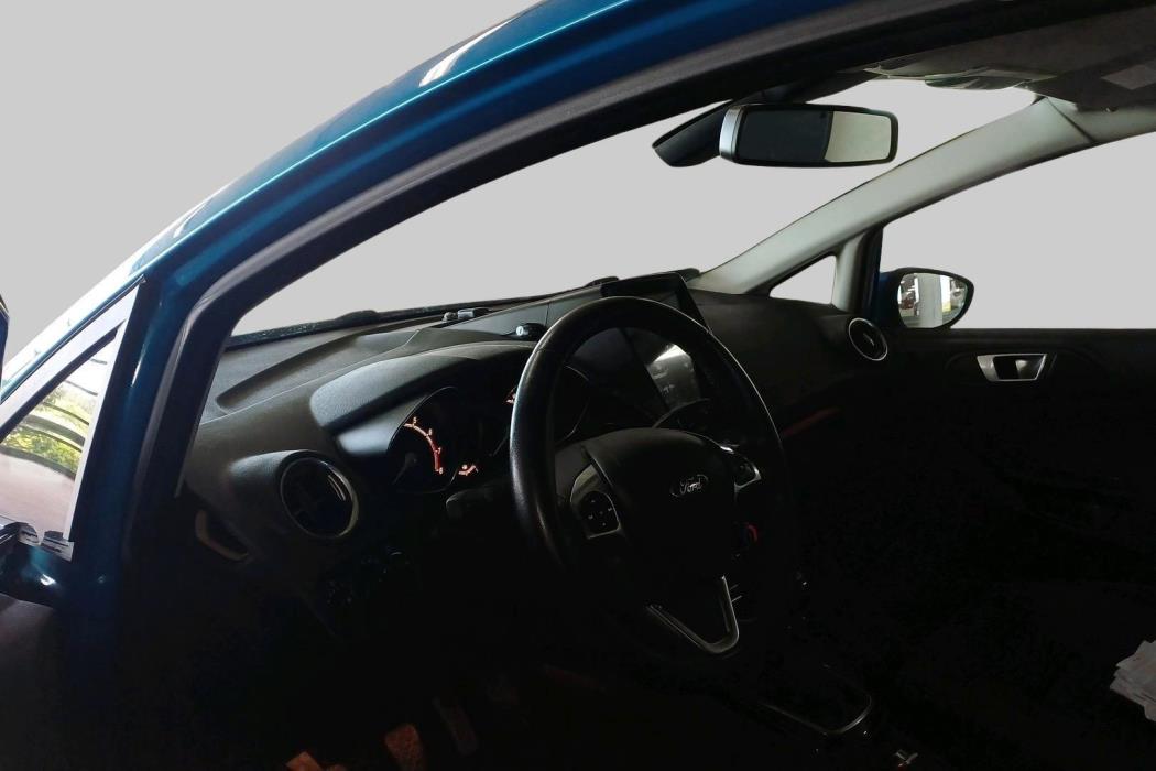 FORD Fiesta 2015