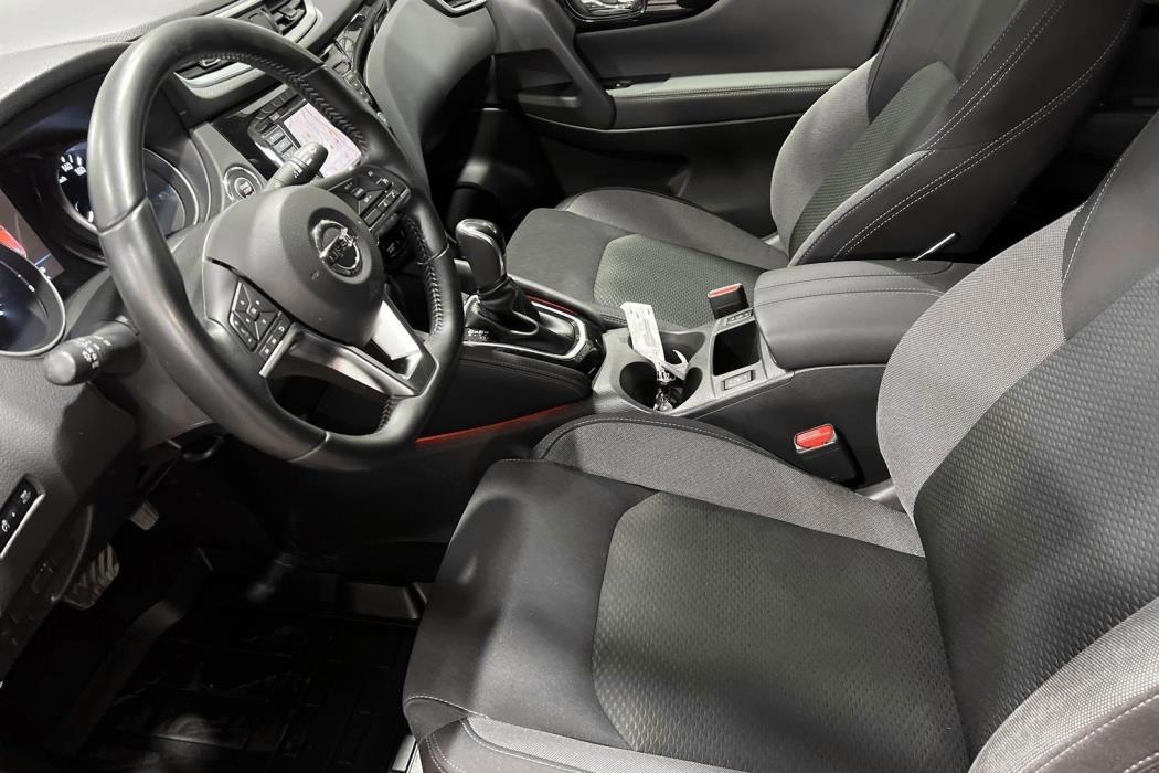 NISSAN Qashqai 2020