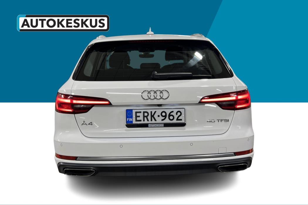 AUDI A4 2019