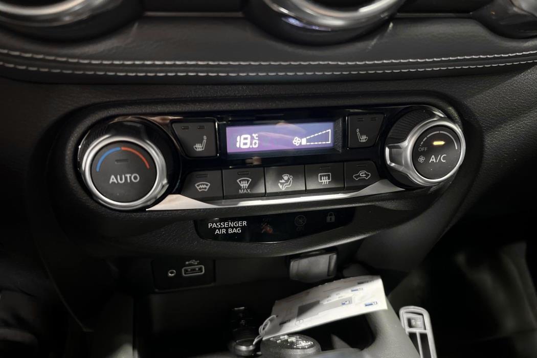 NISSAN Juke 2021