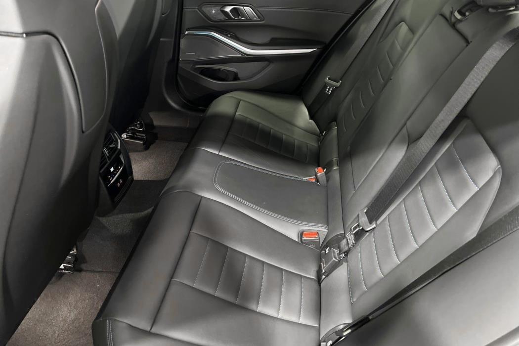 BMW 3-sarja 2023