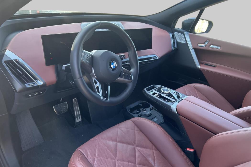 BMW iX 2025
