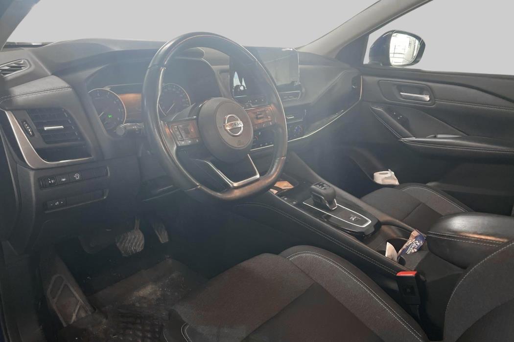 NISSAN Qashqai 2022