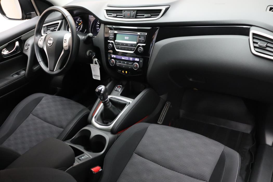NISSAN Qashqai 2017