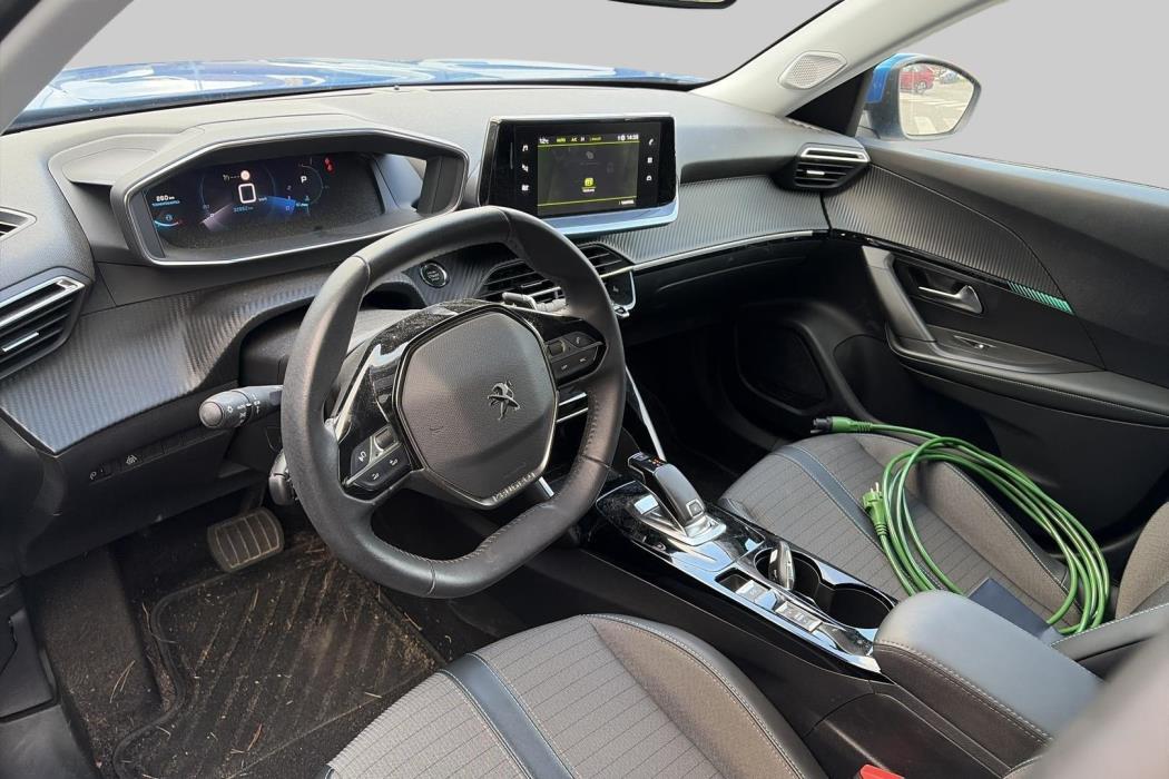 PEUGEOT 2008 2021
