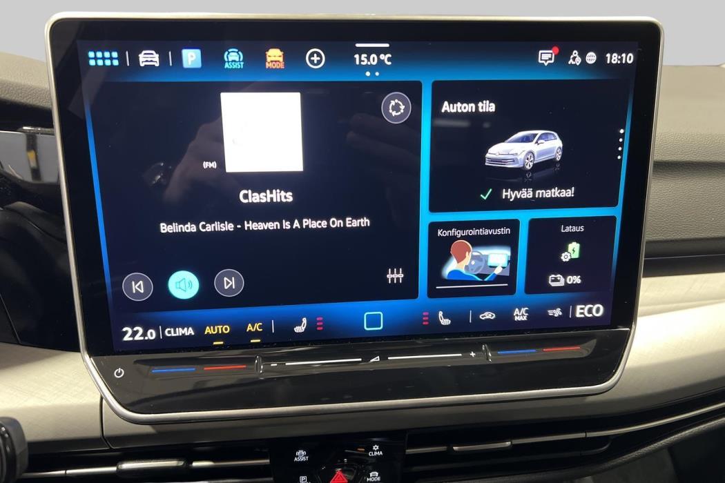 VOLKSWAGEN Golf 2025