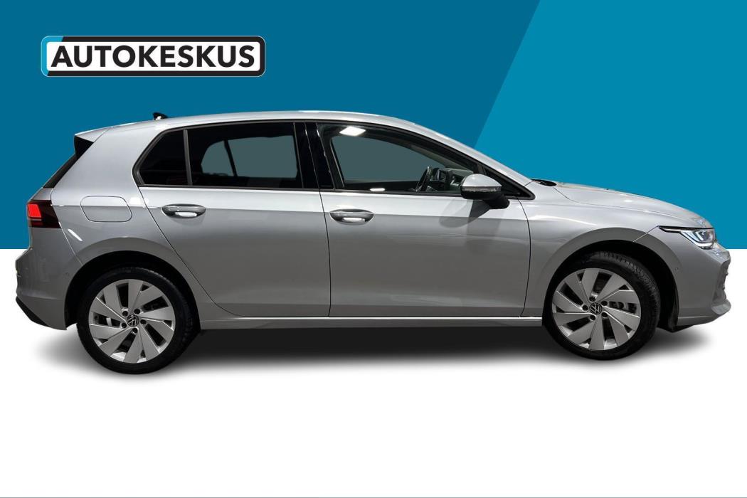 VOLKSWAGEN Golf 2025