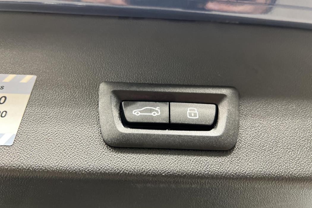 BMW IX3 2026