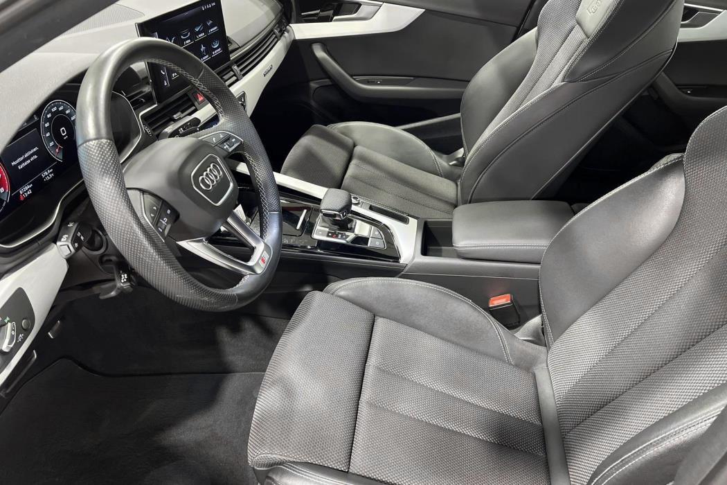 AUDI A4 2020