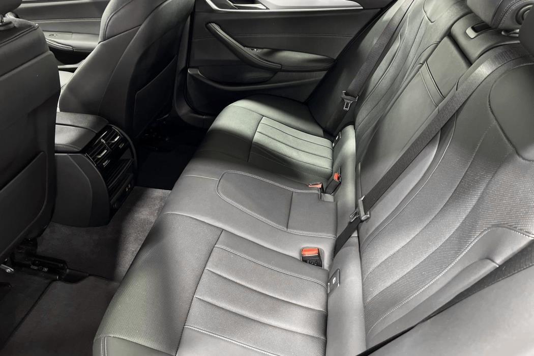 BMW 5-sarja 2021
