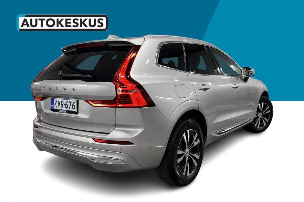 VOLVO XC60 2023