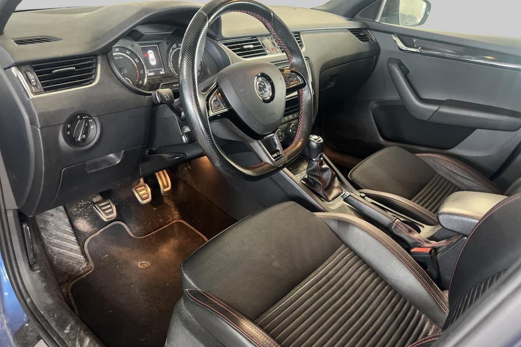 SKODA Octavia 2015