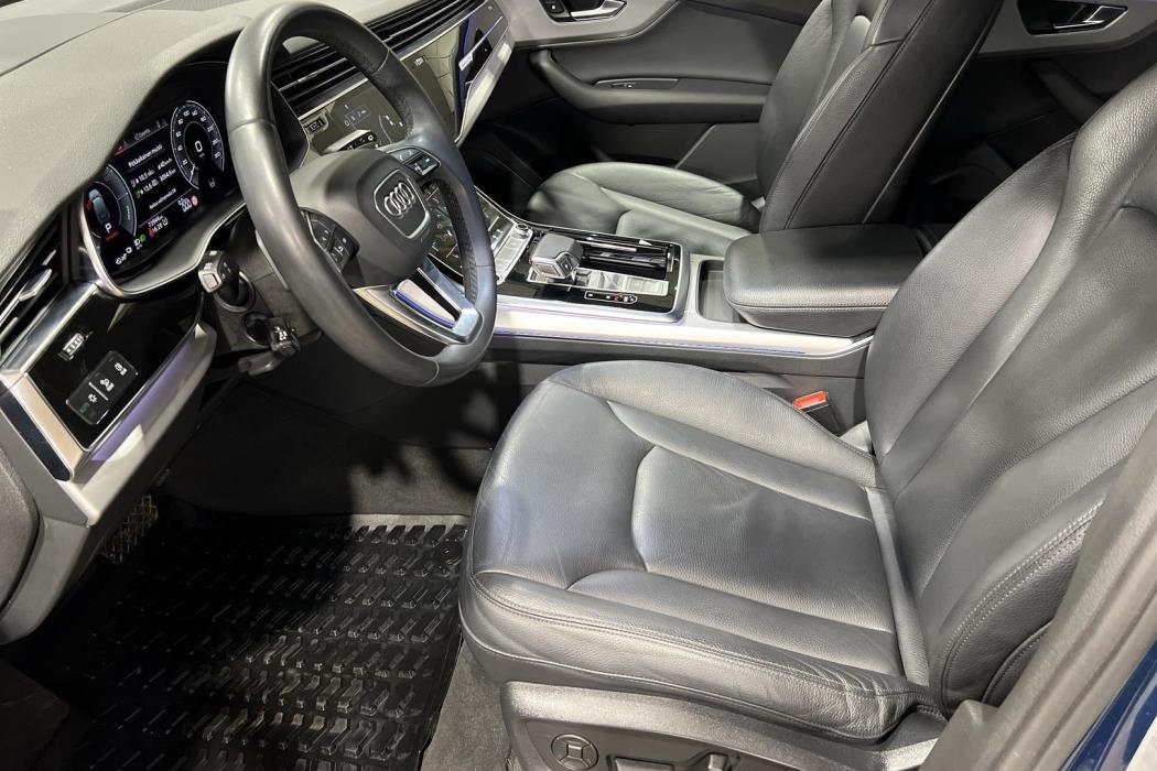 AUDI Q7 2020