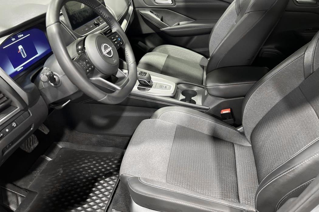 NISSAN Qashqai 2024