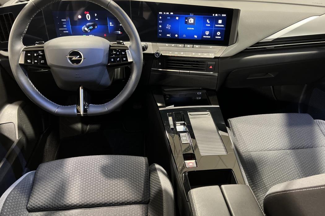 OPEL Astra 2025