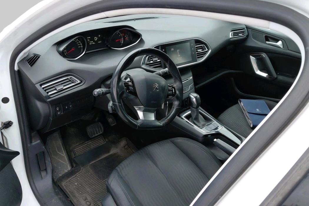 PEUGEOT 308 2016