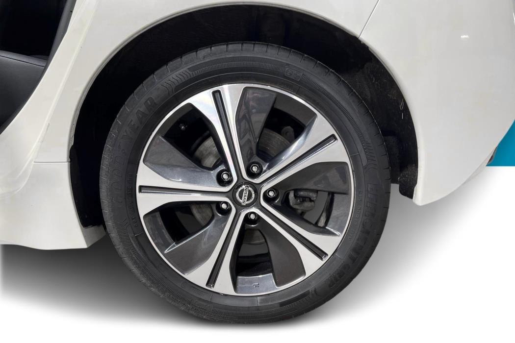 NISSAN Leaf 2018