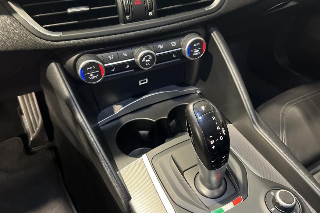 ALFA ROMEO Giulia 2019